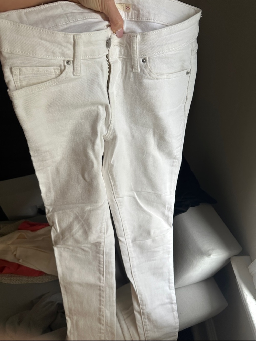 Signature by Levi Strauss White Skinny Jeans